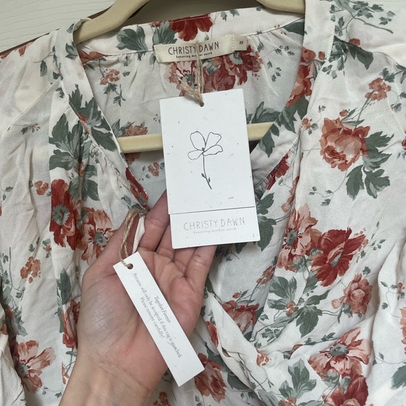 Christy Dawn The Faye Top in Red Anemone Garden  NWT XS - Picture 6 of 10